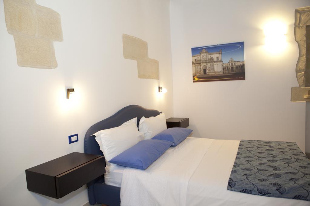 Bed and Breakfast 19Venti à Lecce Chambre photo