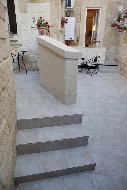 Bed and Breakfast 19Venti à Lecce Extérieur photo